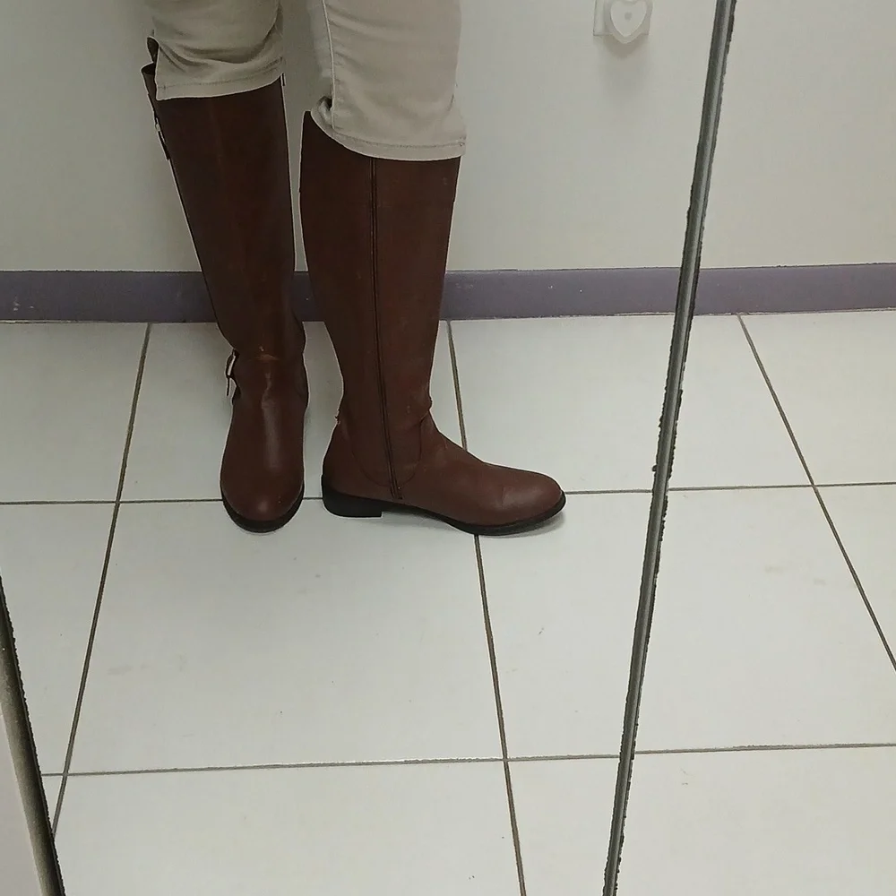 Classic Brown Women's Mid-Calf Riding Boots